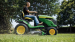John Deere S180 Lawn Tractor - Image 5