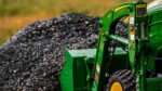 John Deere 1025R Sub-Compact Tractor - Image 15