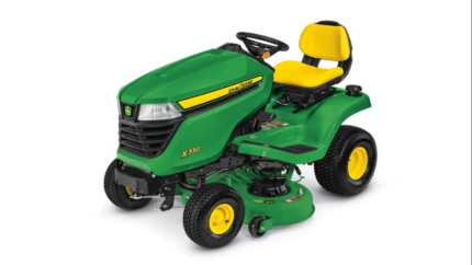 John Deere X330 Lawn Tractor